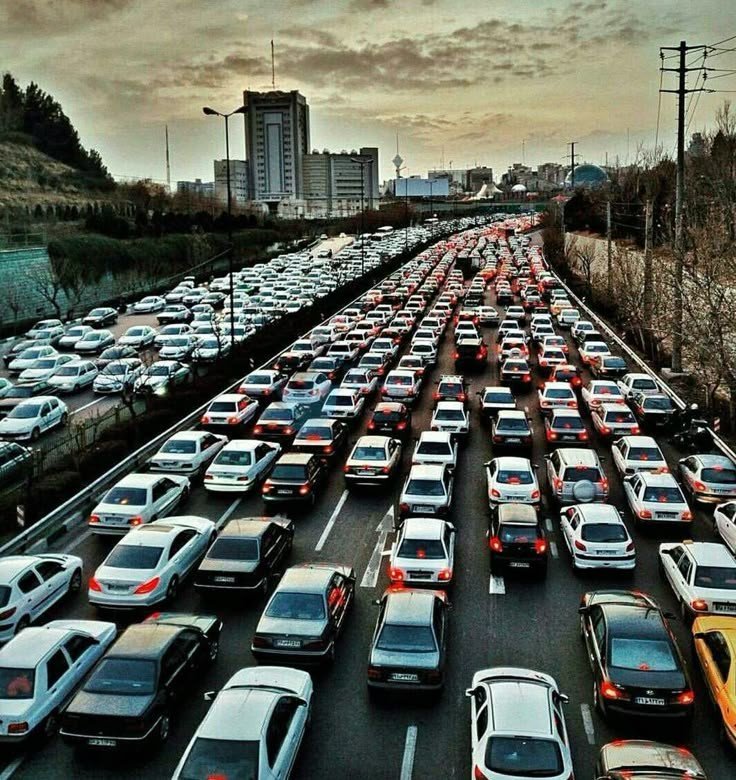 How to Start a Blog That Actually Gets Traffic in 2025